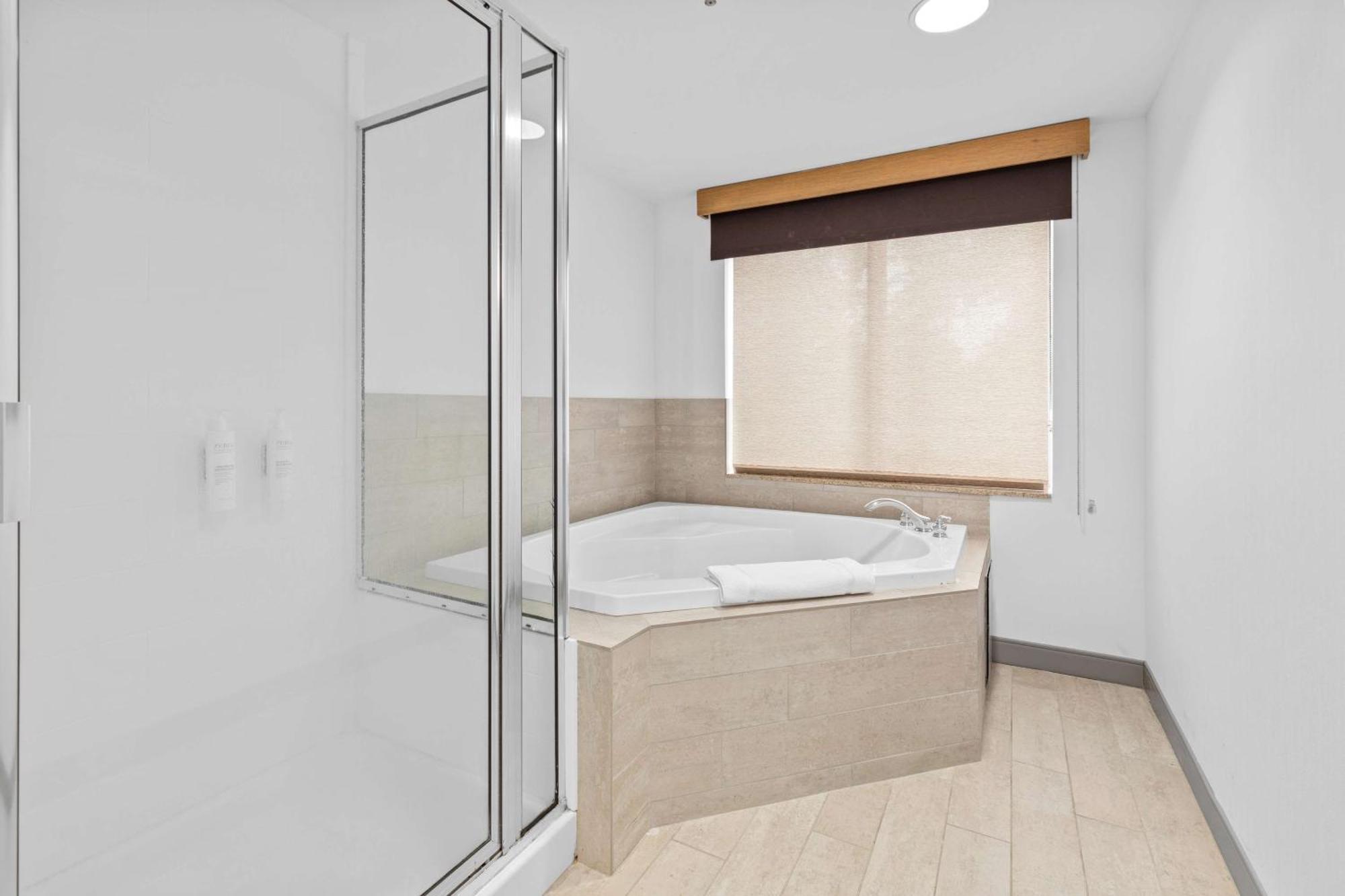Hilton Garden Inn Syracuse East Syracuse Ngoại thất bức ảnh